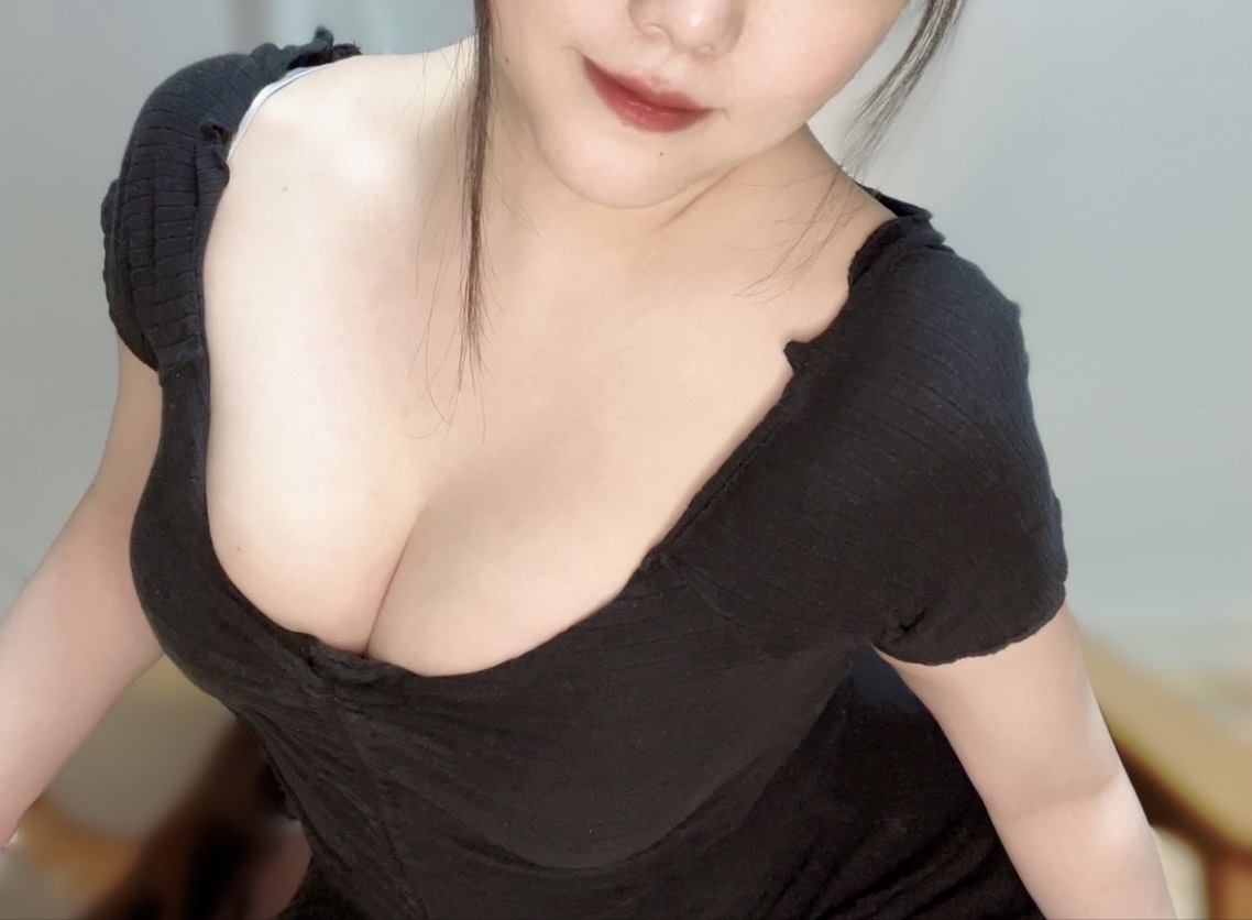 越谷市南越谷1丁目 メンズエステ アロマリバティー aromalibertyアロマリバティー セラピスト 森本　桃